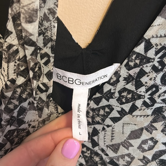 BCBG long sleeve dress - Picture 2 of 3